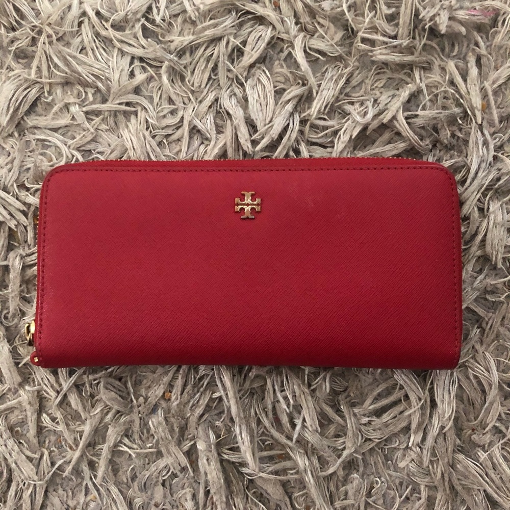 Tory Burch wallet